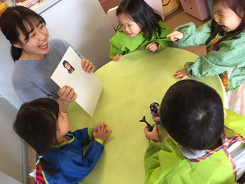 유아교사사진
